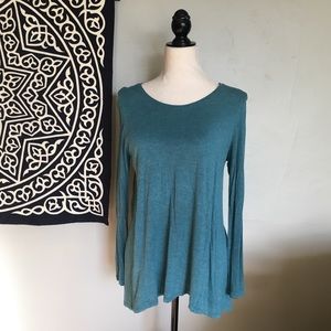 Cabi long sleeve draped T-shirt Size small